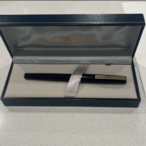 1990s Sailor 1911 Young Black Fountain Pen Fine TIGP Nib Original Box Cartridge